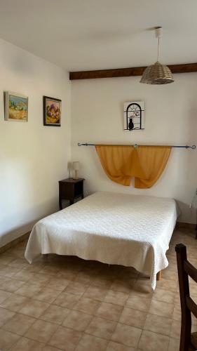 Llit o llits en una habitació de l'Orée du Bois