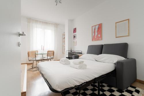 GuestHost - Cozy Flat near Gorla M1