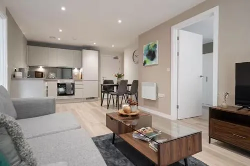 Richmond Row Apartments - Free On-Site Parking, WiFi & EV photo 49