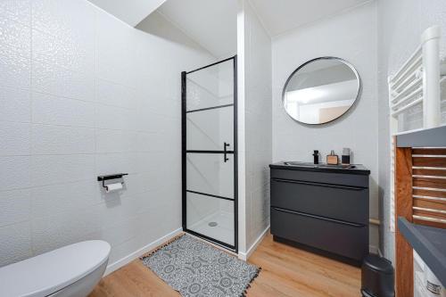 Downtown suite, parking, loggia, elevator, quiet