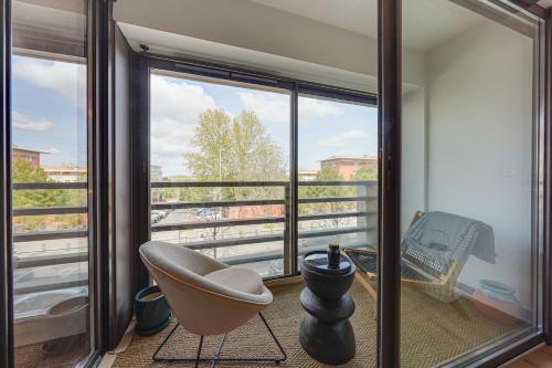 Downtown suite, parking, loggia, elevator, quiet