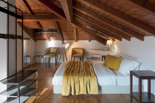 Elegant Villa With Modern Apartments in Milan - CityLife District - M1