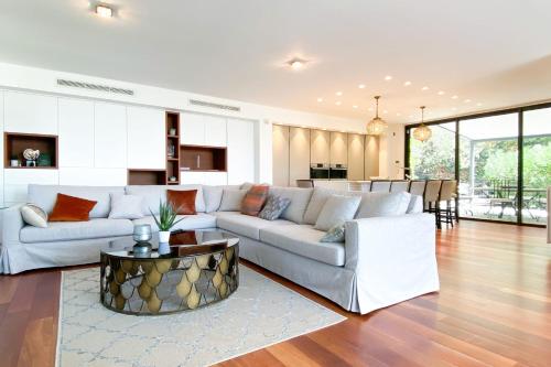 REF 2156 - Cannes - Villa for rent