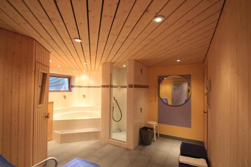 Koupelna v ubytování Hotel Gspan