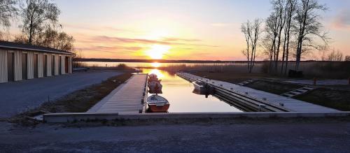 Pogled na izlazak ili zalazak sunca iz ili blizu hostela