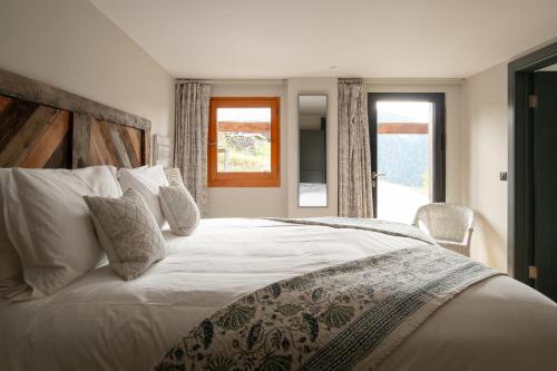 Ski Chalet B