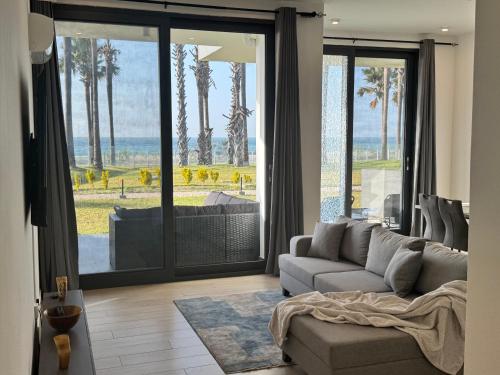 Luxury Beachfront Stay at Gem Waterfront