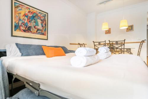 Stylish Retreat by Malaga Beach REMS