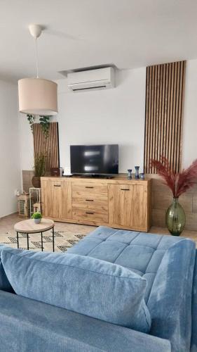 Scenic Sea View,Three Bedroom Villa with Pool
