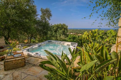 TD Casa Torchiano Hilltop Pool with Sea View photo 2