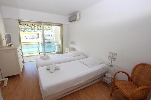 Cannes Palm Beach - Beachfront apartment photo 3
