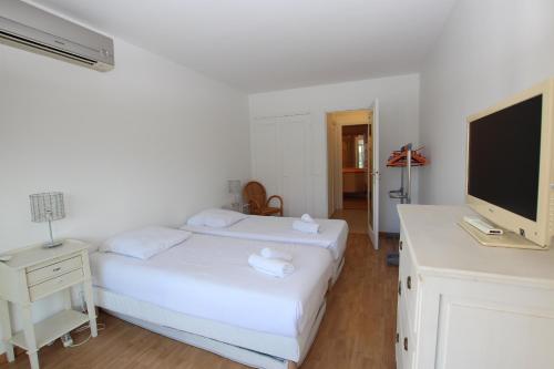 Cannes Palm Beach - Beachfront apartment photo 13