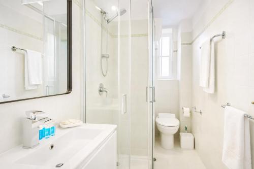 Elegantis Pompeo Magno Suite Apartment - Historic Center near the Vatican and Piazza del Popolo