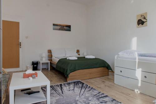 Comfortable 3BR Apartment Danube & Millennium