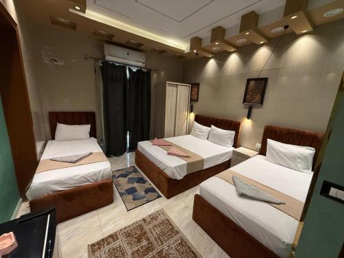 New Cairo-Plaza Hotel