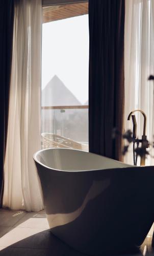 Eyes Of Egypt pyramids view boutique