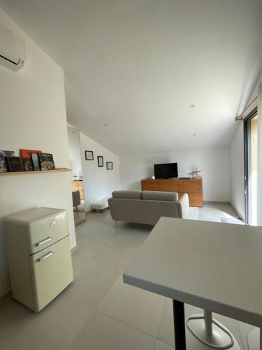 STUDIO campagne Les Clapiers AIX EN PROVENCE