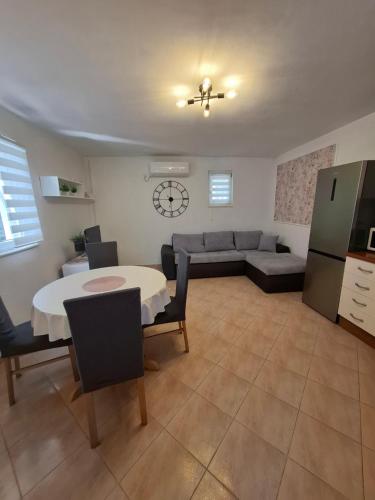 Apartman J&M