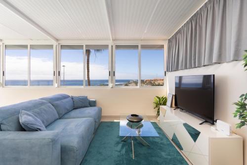 MAGNIFICENT FLAT with SPLENDID OCEAN VIEWS
