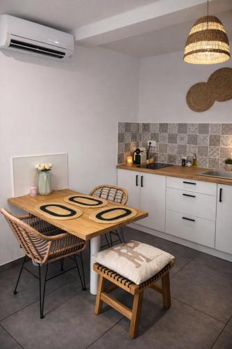 Grand studio cosy avec cinéma - Plage & vieil Antibes à pied