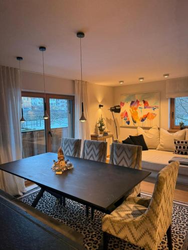 Spa, Sport & City Luxury Ski-in Ski-Out Apartment