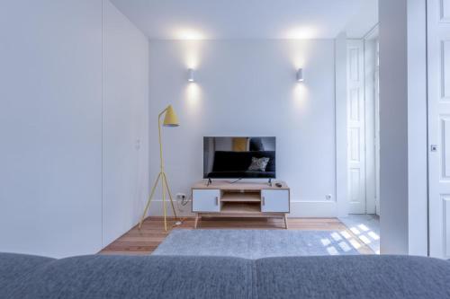 Modern Flat with balcony on Rua das Flores - 2nd