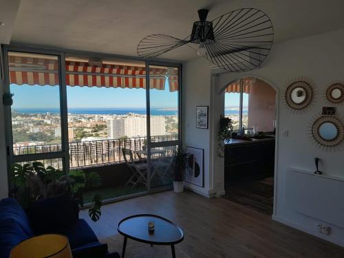 Comfortable T2 with stunning sea view
