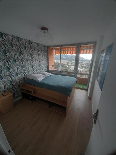 Comfortable T2 with stunning sea view
