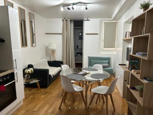 T2 Apartment in Toulon Center