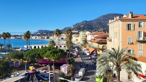 Panoramic Seaview & Sunset Studio in Old Town