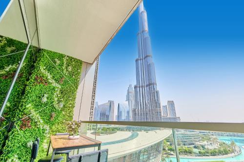 GRaNDE 2BR Best BURJ Khalifa & Fountain, Next to DXB Mall