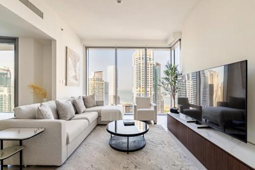 Oshima LIV Marina 1BR Marina View