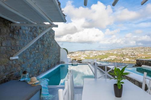 Villa Tommaso Mykonos-Iconic Pool & Sea View