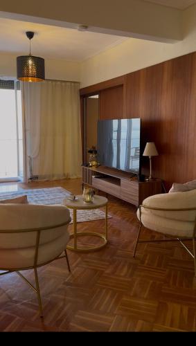 The luxurious house sea front - Thessaloniki