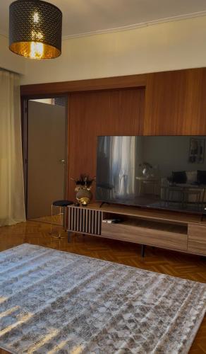The luxurious house sea front - Thessaloniki