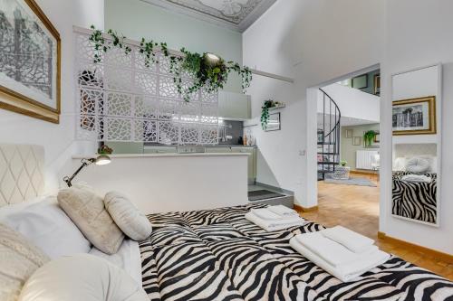Trevi Fountain Cozy and Fabulous Apartment
