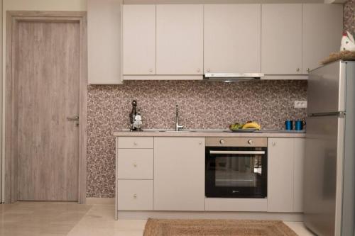 Beach House Lefkes B