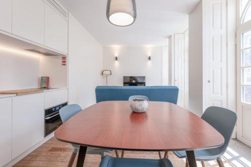Modern Flat with balcony on Rua das Flores - 3rd