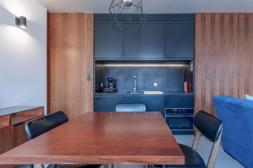 Modern Flat on Rua das Flores - 4th Floor
