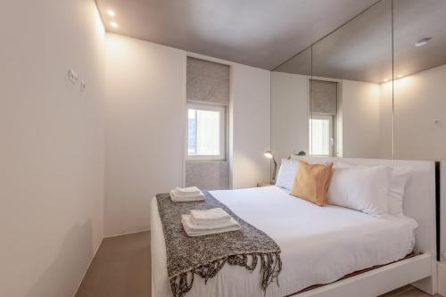 Modern Flat on Rua das Flores - 4th Floor