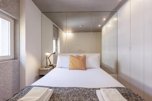 Modern Flat on Rua das Flores - 4th Floor