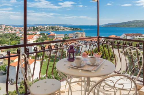 Beautiful Seaview Apartments Loncar