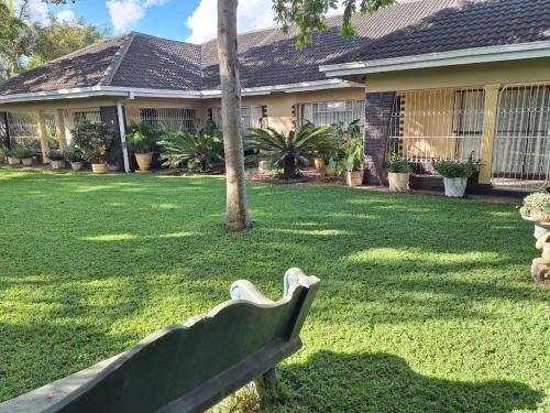 Ashley's 6 Bedroomed Guest House