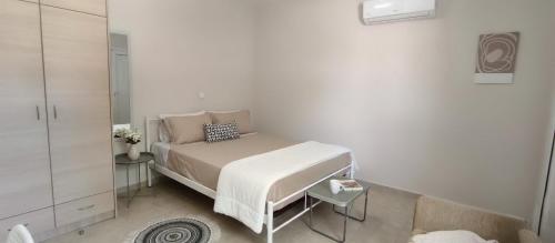 Kefalos studios Argostoli