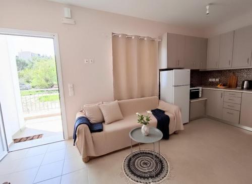 Kefalos studios Argostoli