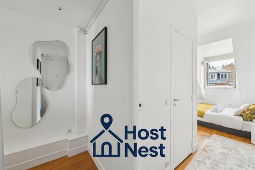 Charming Eiffel Tower view Nest in Paris 8th
