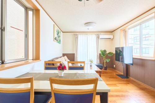 J-2S JR Yamanote Komagome, 3 storey 101sq 4BR, FreePark