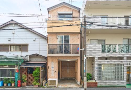 J-2S JR Yamanote Komagome, 3 storey 101sq 4BR, FreePark