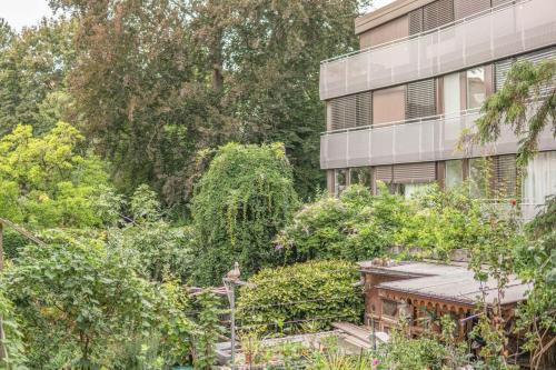 Central 2-bed flat in city center with BaselCard