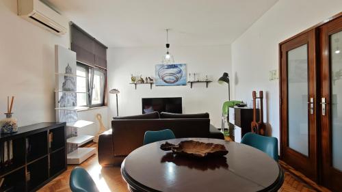 Full 3-Room Apt Downtown Casa do Livro Boavista